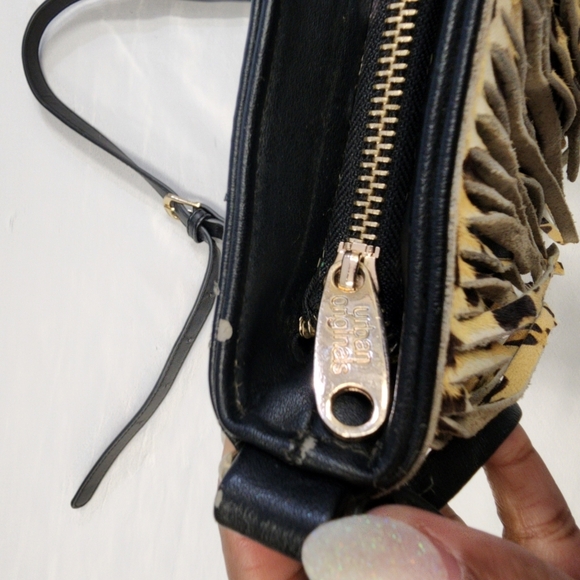 Urban Orginal Women's Brown/Black Leather Fringe  Animal Print Crossbody Bag - Picture 8 of 16